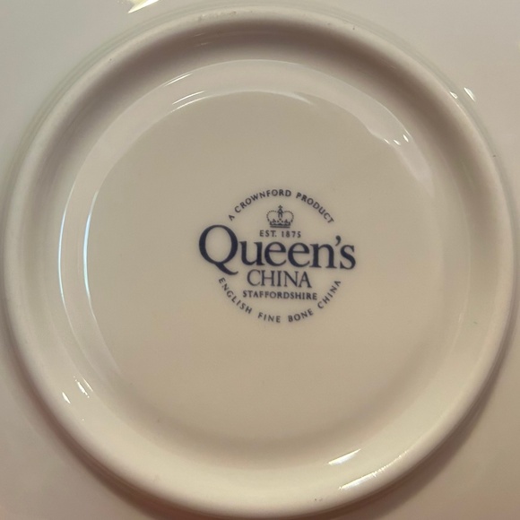 Queen's China Staffordshire English Fine Bone China White Cup & Saucer - 2 Sets - Picture 2 of 8